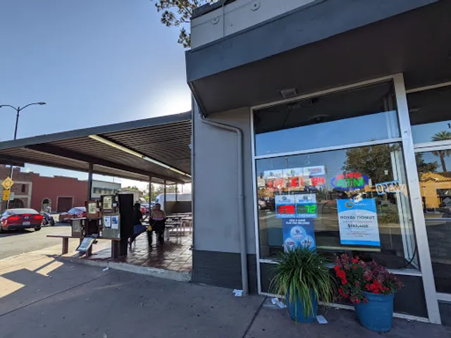 The Original Royal Donut