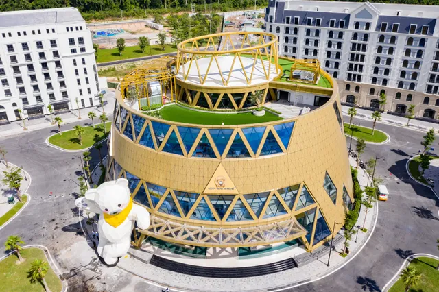 Beach Hotel Grand World (MG Homestay)