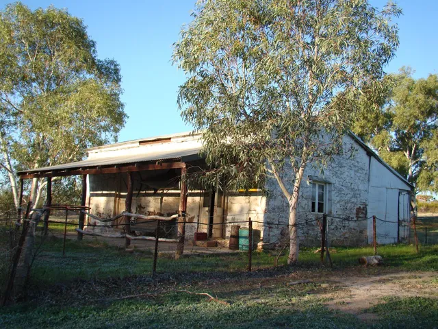 Murchison House Station