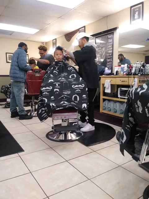 Headline Barber Shop