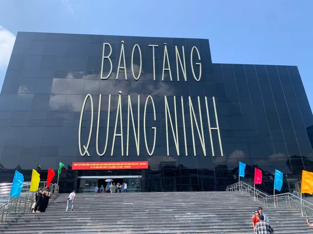 Hidden Space Ha Long