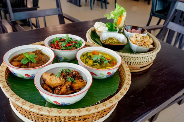 ห้องอาหารตรึงใจ