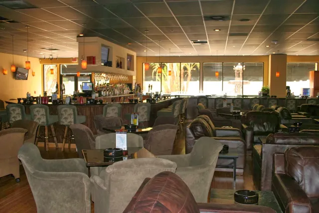 Island Girl Cigar Bar (Ponte Vedra Beach)