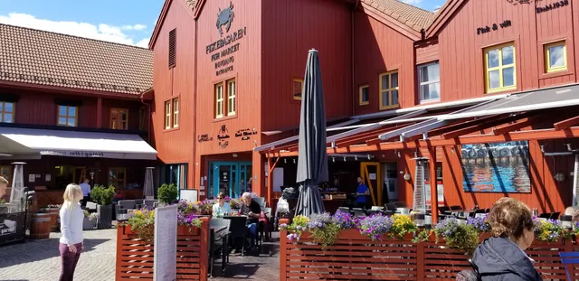 Rett i Garnet Restaurant