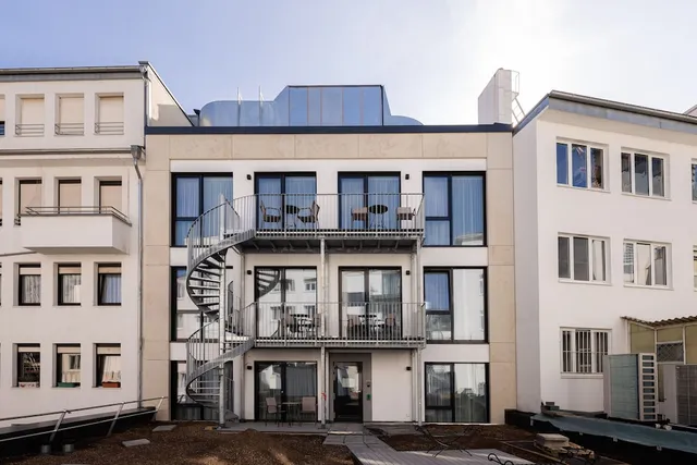 The Doorman - Goethe Frankfurt