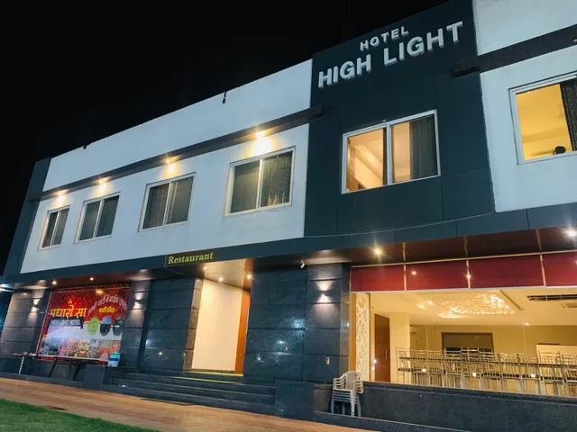 OYO 23571 Hotel High Light