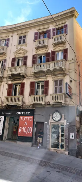 Orologeria Dodici24 di Sunda Massimo