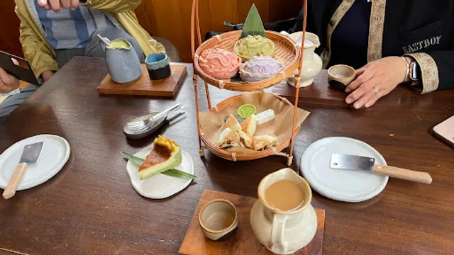 日月潭 湖の怪物 咖啡