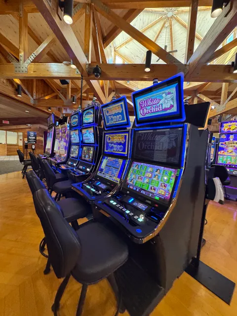 Crystal Shores Casino