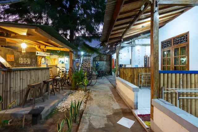 Creative Trawangan Stay