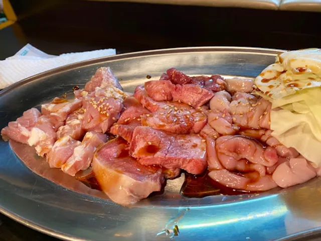 炭火焼肉 × Yoshi