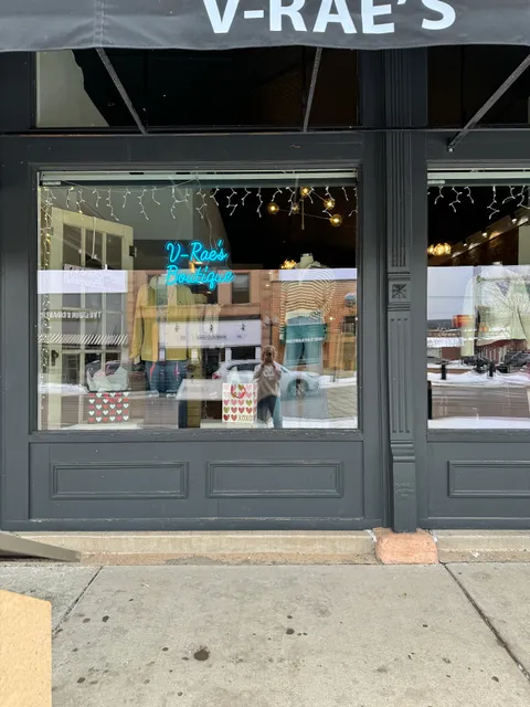 V Rae's Boutique