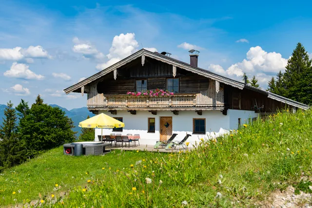 Scheibenwald Hütte am Unterberg by Kaiserwinkl Hütten
