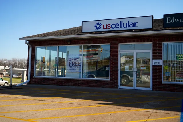 Authorized Retailer UScellular & T-Mobile