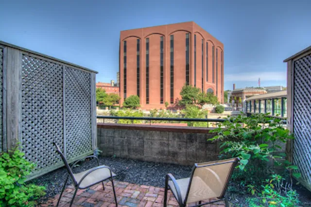 UMass Lowell Inn & Conference Center