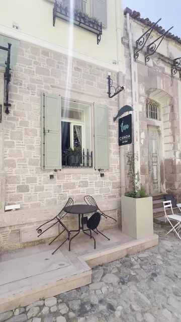 Adali Butik Pansiyon