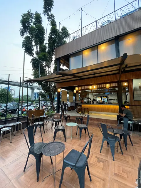 Elarte Sport Cafe Tebet