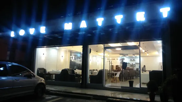Love Mattet Bistro