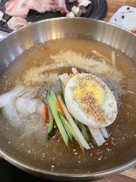 Charcoal grilled ribs