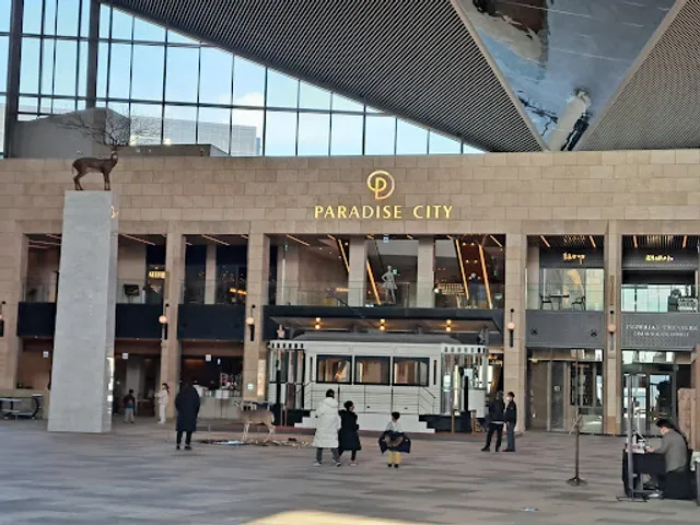 Paradise City Plaza