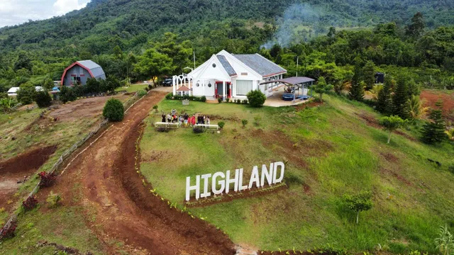 Highland Farmhouse Resort
