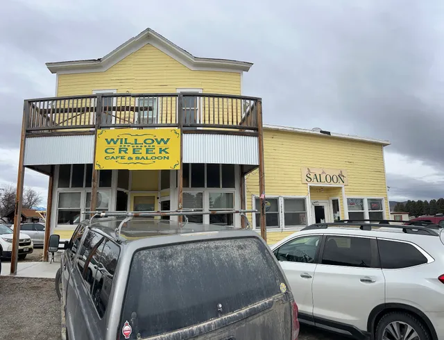 Woolzie's Willow Creek Cafe & Supper Club