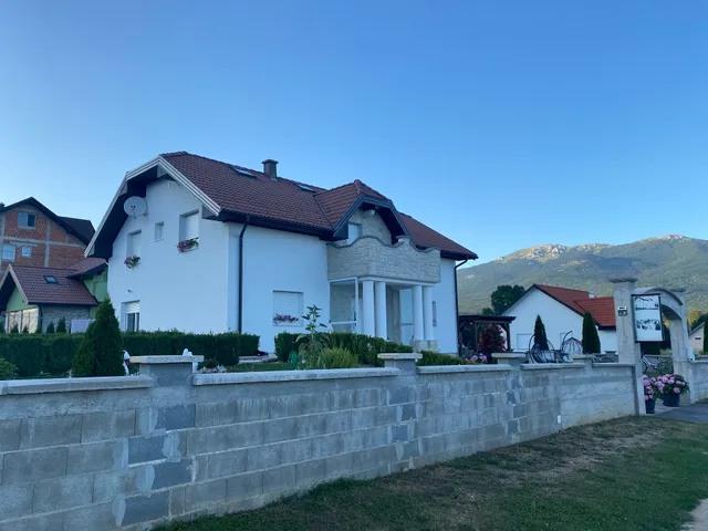 White House Plitvice