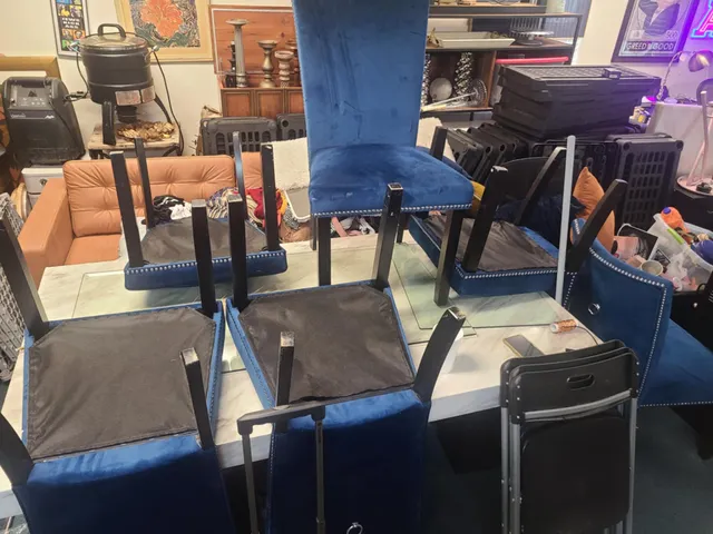 Richaal's Resell Thrift Store