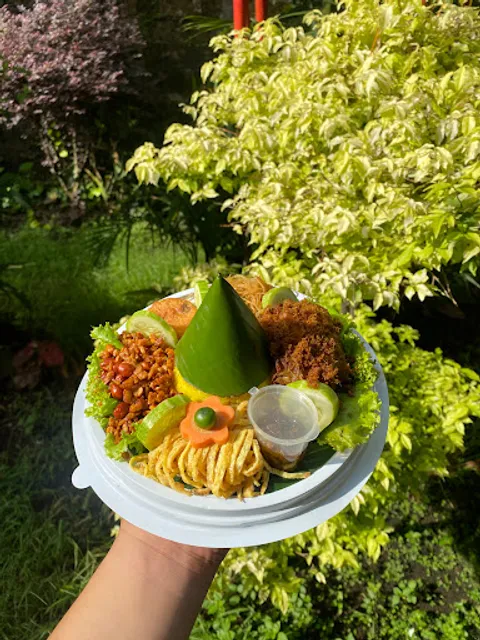 Warung Prasmanan by Dapur Uci