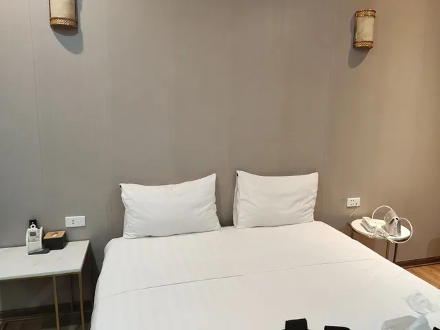 Khách Sạn Trần Gia - Láng Hạ