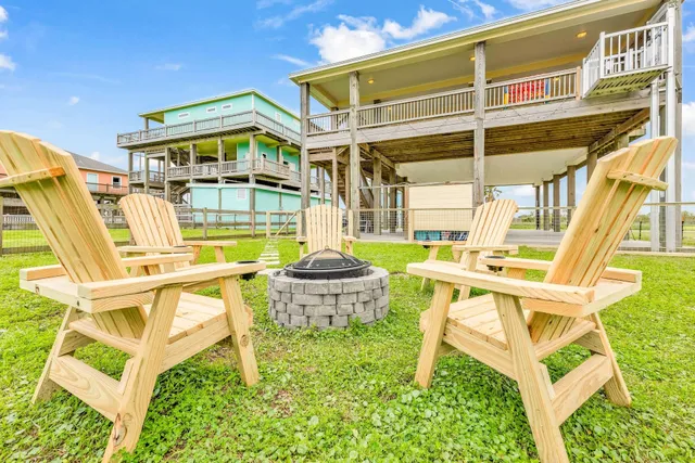 Senor Whiskers - Beach House Rental