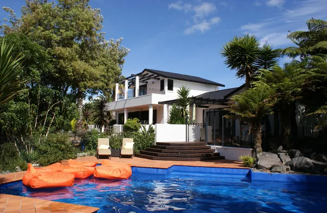 73 Milton Accommodation in Cambridge New Zealand