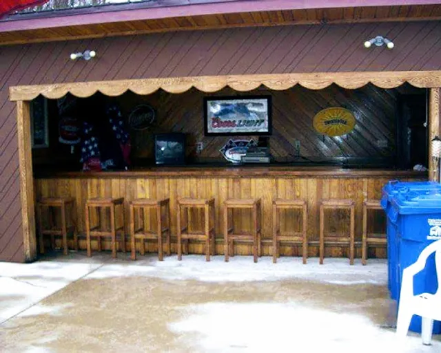 Sportsman's Hotel, Restaurant & Bar