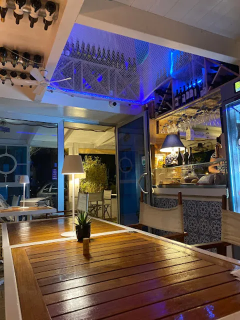 Yacht Cafè La Cambusa