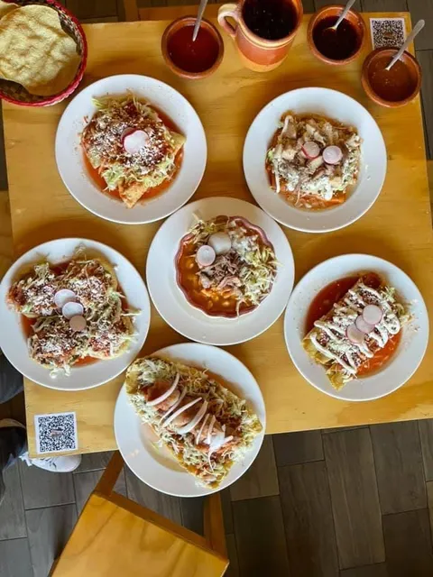 El pozorale antojitos y cenaduria