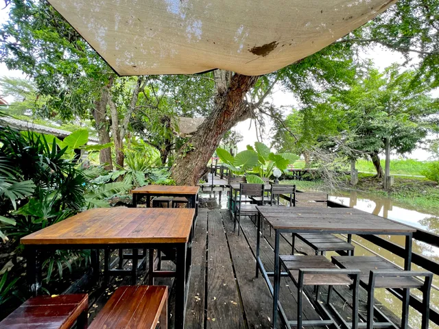 มา ดู คลอง Cafe & Restaurant