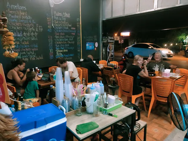 JeePhueng Phochana and steak House Rawai