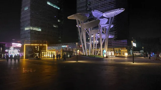 Han's Plaza