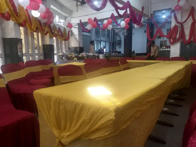 Amritsarian Di Hatti