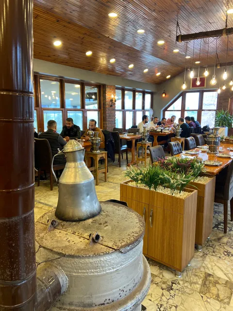 Etzade Eşsiz Anadolu Lezzetleri - Testi Kebabı, Dana Lokum - Kahvaltı