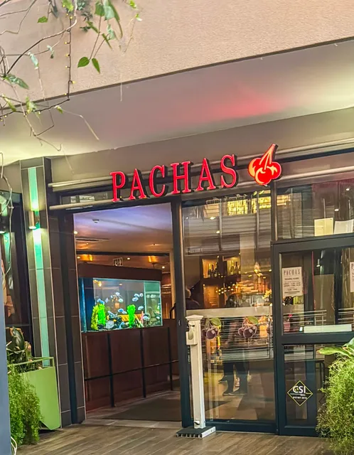 Pachas Restaurant