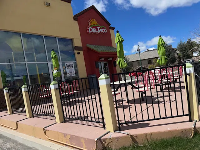 Del Taco