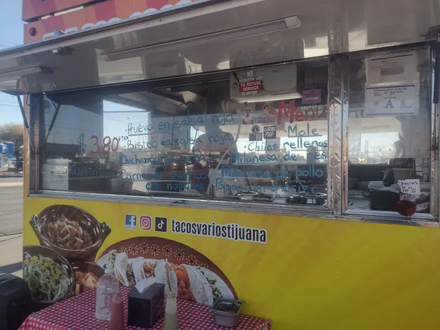 Tacos varios Tijuana