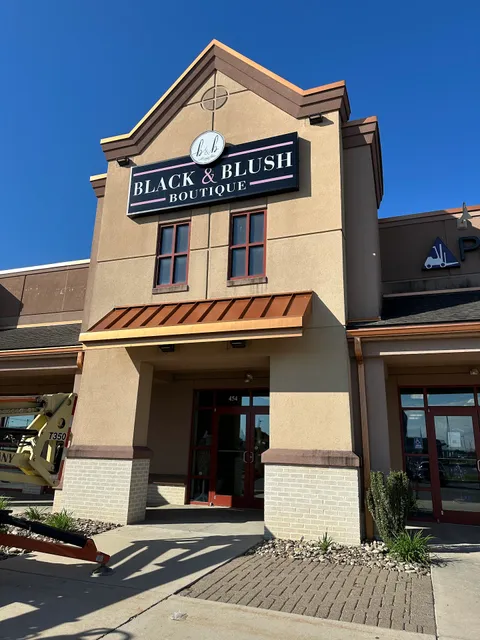 Black & Blush Boutique, LLC