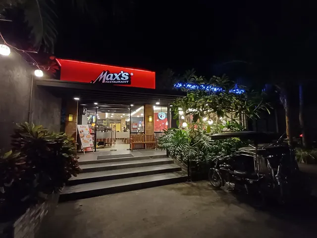 Max's Restaurant - Los Baños Highway