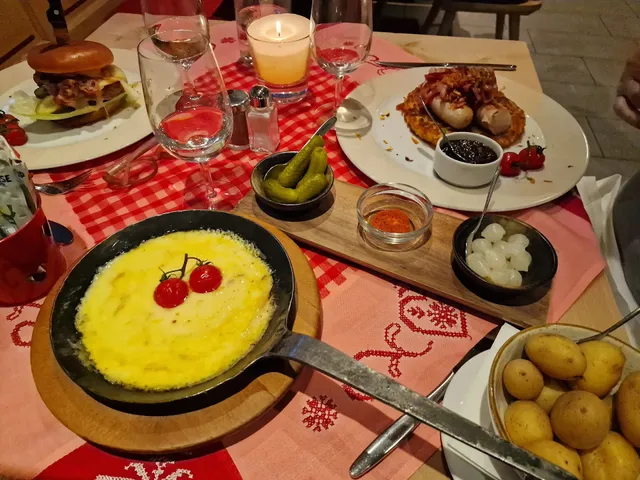 RESTAURANT CORVATSCH