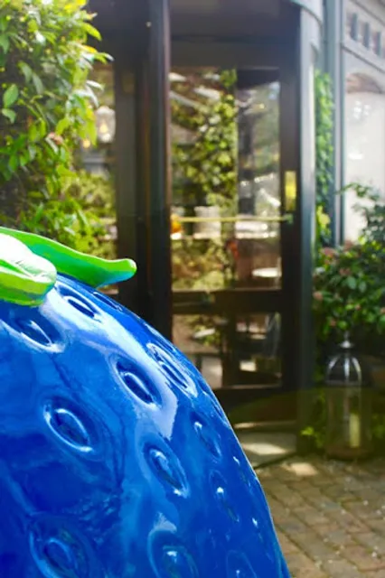 Blue Strawberry Bistro