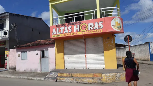 Hambúrguer e Cachorro Quente - Altas Horas