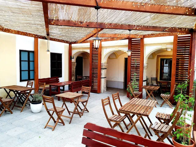 Damian Beer Garden - Vydrica