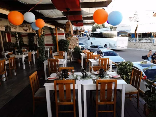 Bianco e Rosso Italian & Mexican Cuisine